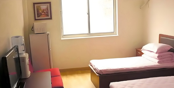董璇婚后情况曝光！不愿丈夫和女儿住一起，与其分居，倪萍很担忧